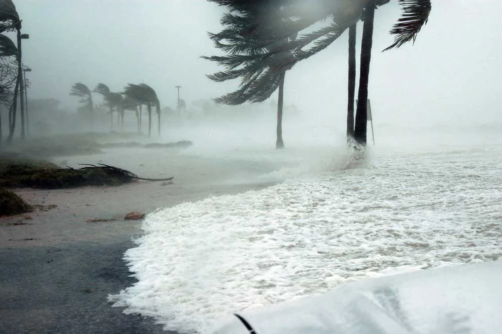 hurricane making landfall in key west